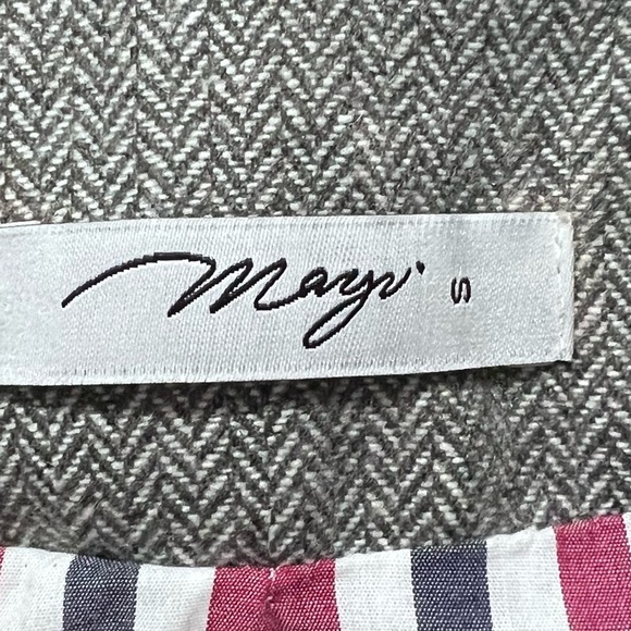 Tweed Gray Blazer with Notched Lapels and Structured Shoulders Small - Picture 2 of 13